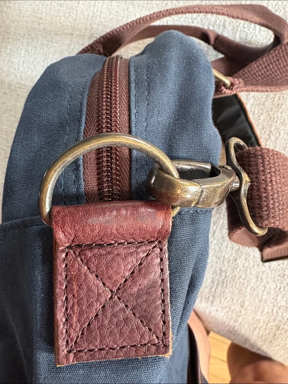 Duluth Trading Co Navy Canvas Messenger Bag with Brown Trim